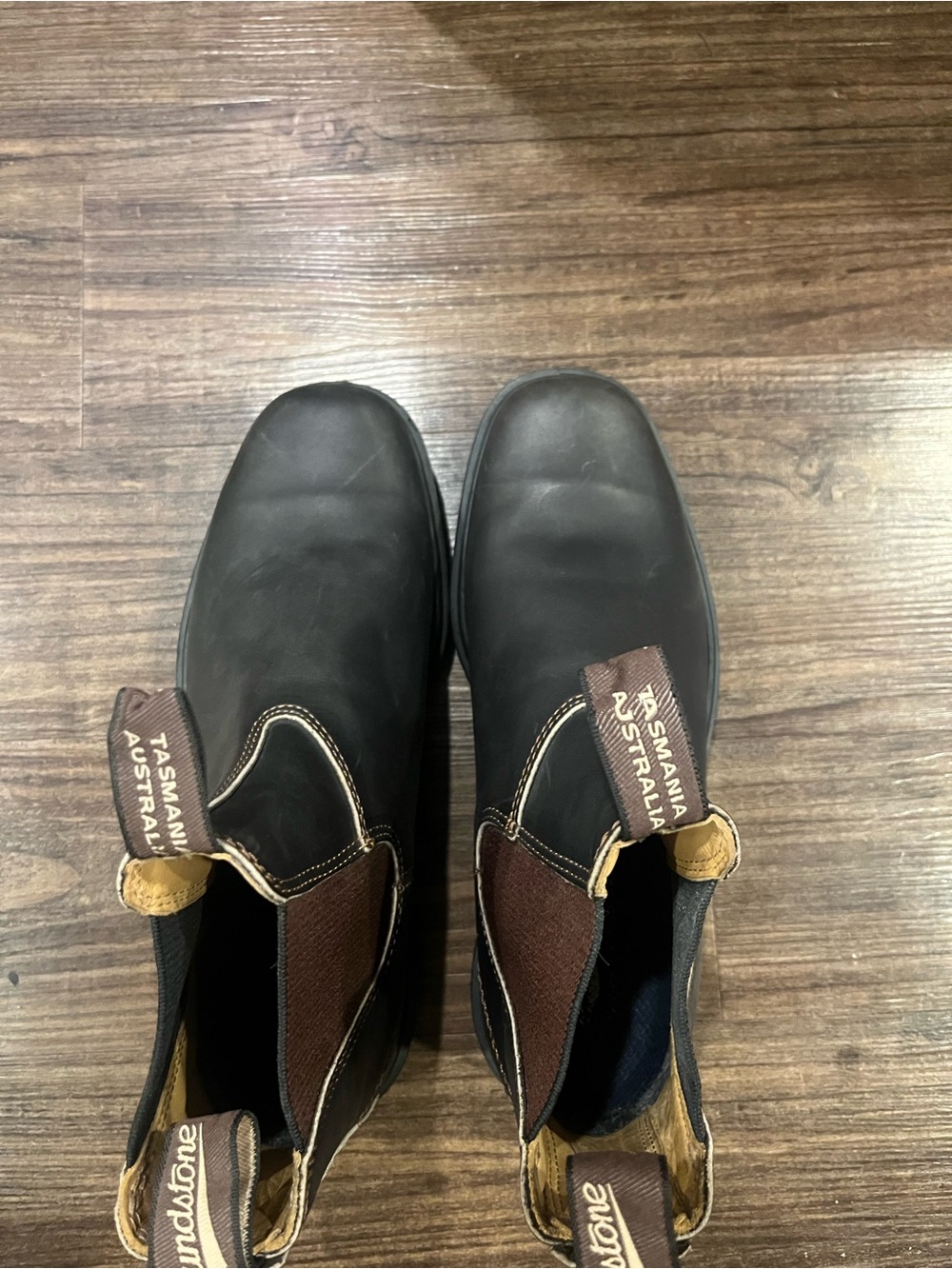 Blundstone Leather boots in stout brown with Chisel toe Men’s size 7